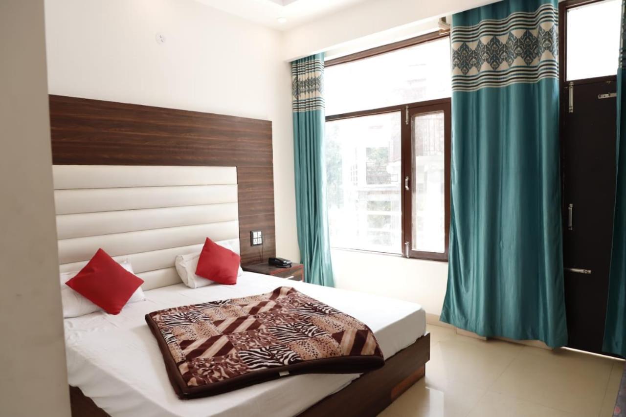 Rahul Hotel & Restaurant Mussoorie Exterior photo